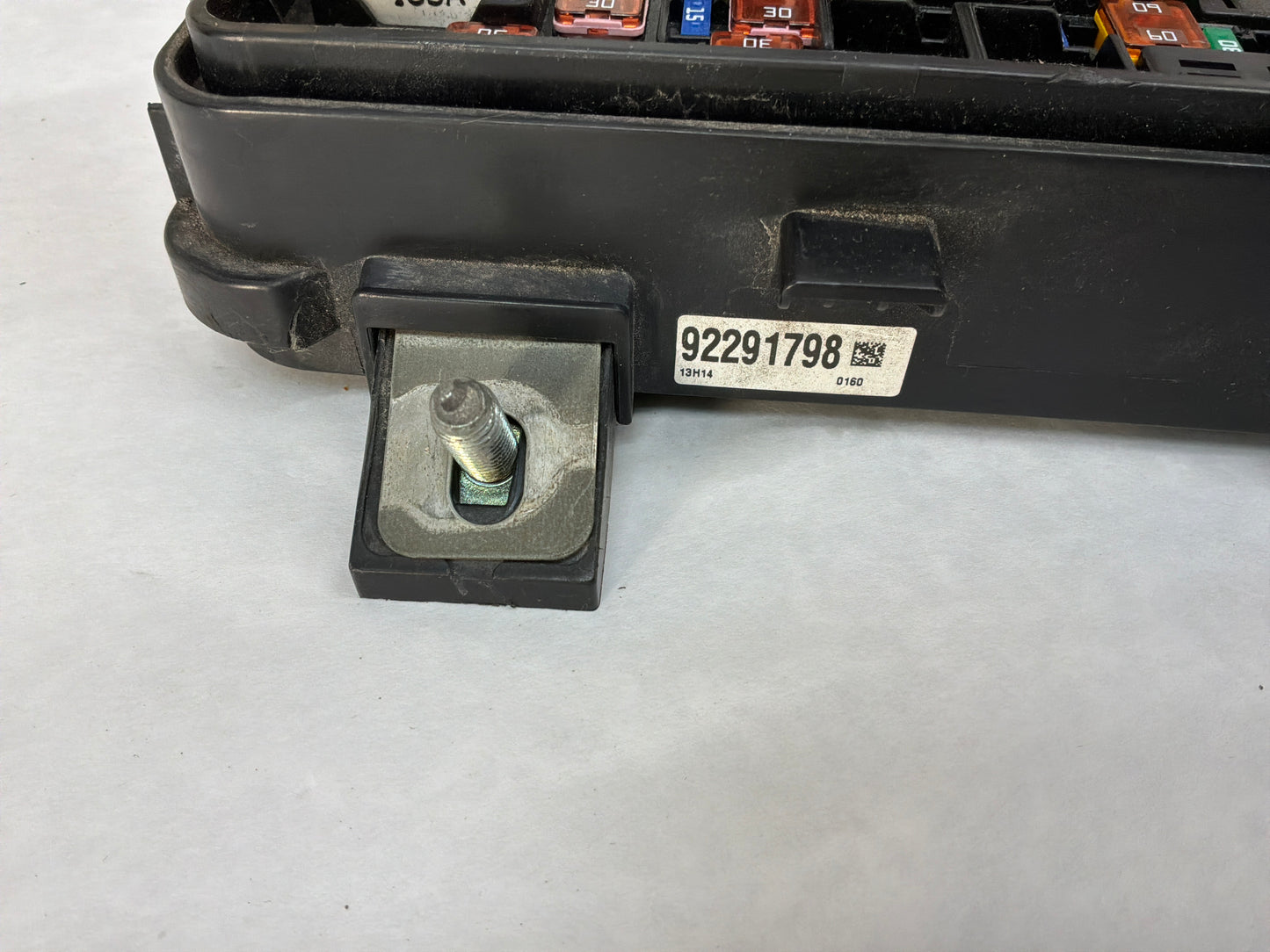 Fuse box - Day's Parts Yard