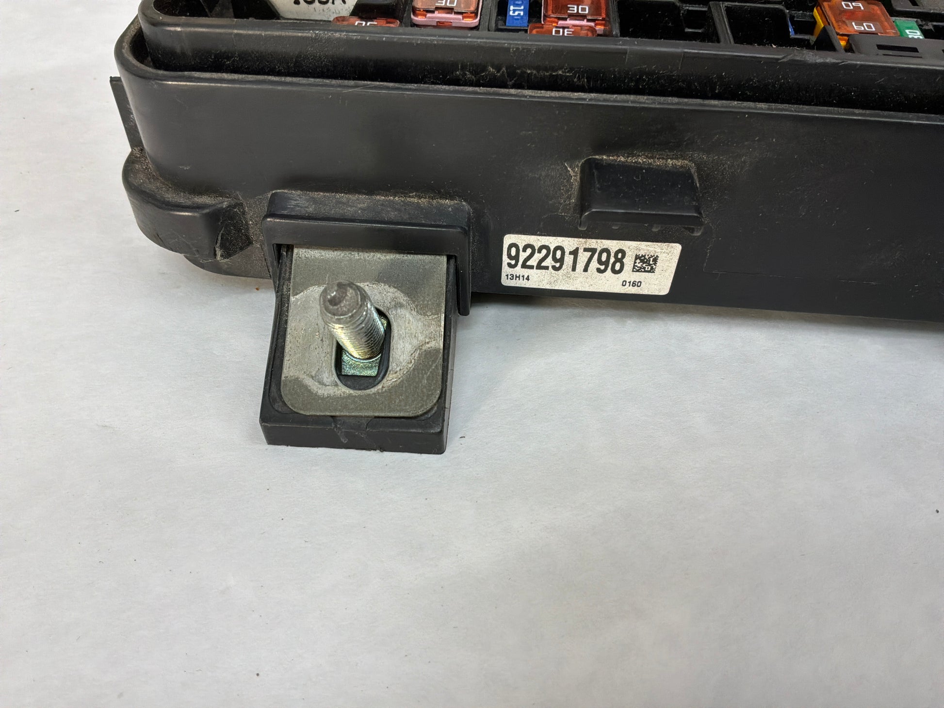 Fuse box - Day's Parts Yard