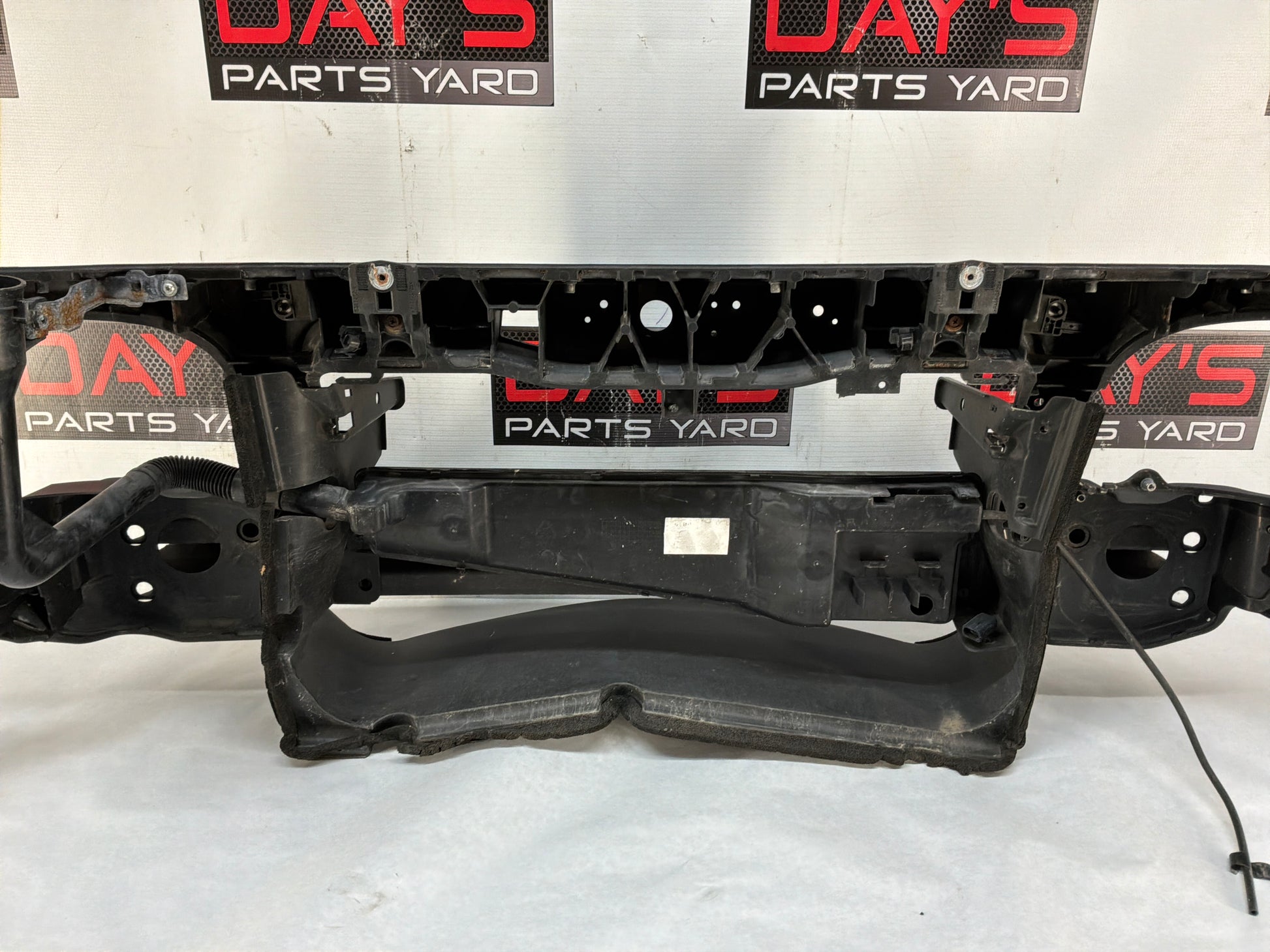 2015 Chevy SS Sedan Front Radiator Core Support Bracket Brace Assembly OEM - Day's Parts Yard