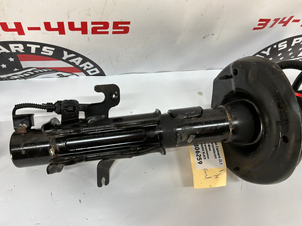 2013 Chevy Camaro ZL1 RH & LH Front Magnetic Ride Struts Shocks Assemblies OEM