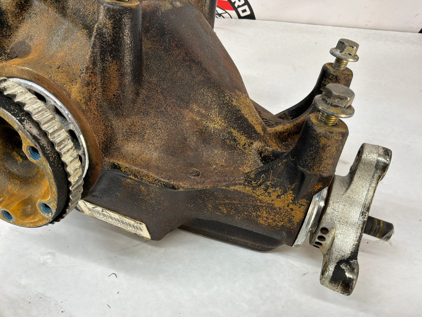 2005 Pontiac GTO Rear End Rearend Carrier Axle Differential 3.46 LSD OEM