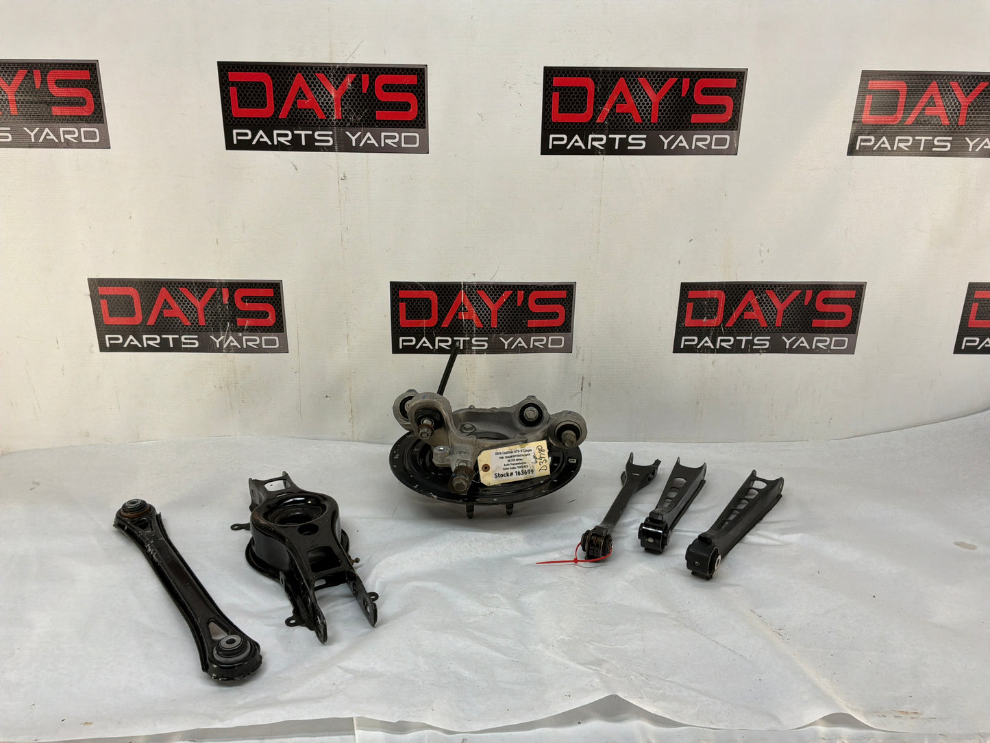 2016 Cadillac ATS-V RH Passenger Rear Suspension Spindle Control Trailing Arms Links Rod  Set OEM
