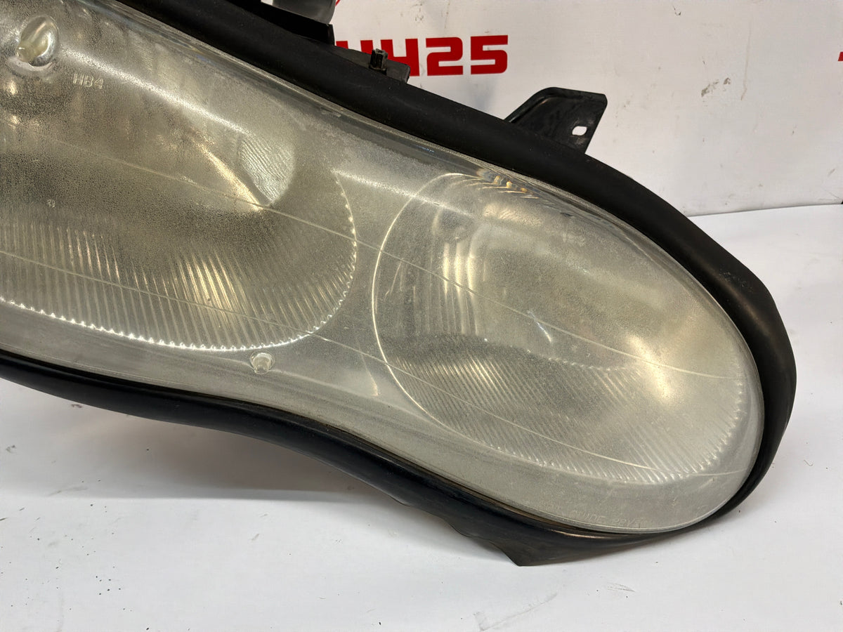 2002 Chevy Camaro Z28 RH Passenger Headlight Head Light Lamp OEM