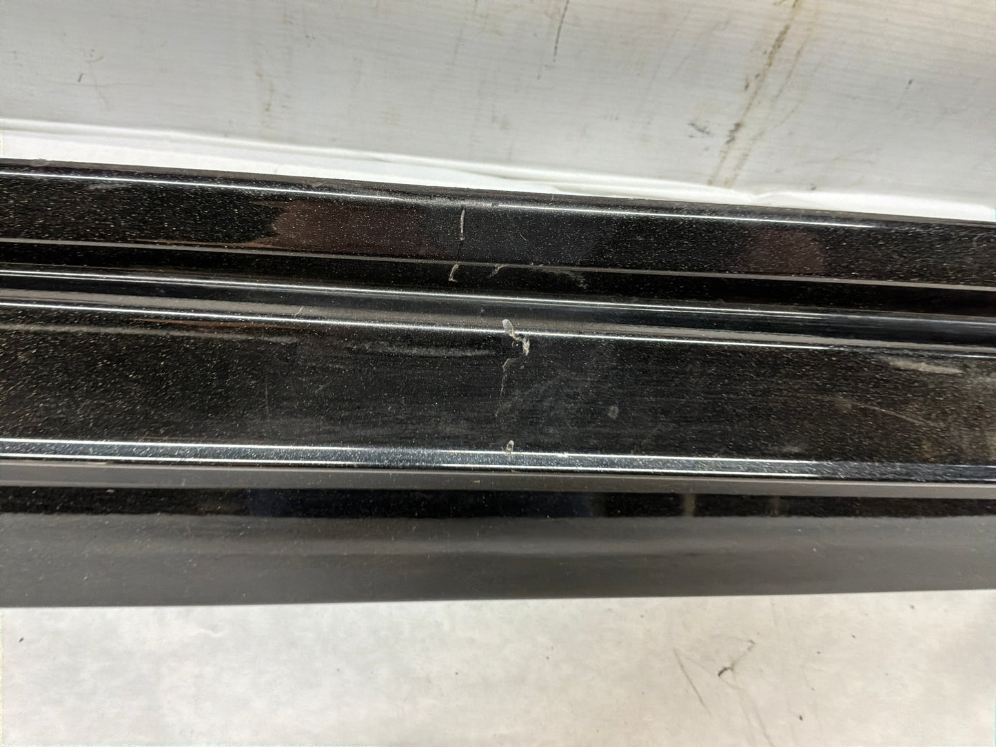 Rh rocker - Day's Parts Yard