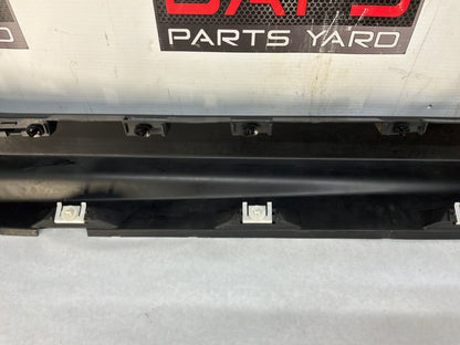 2008 Pontiac G8 GT LH Driver Rocker Molding Side Skirt Panel Trim Black OEM