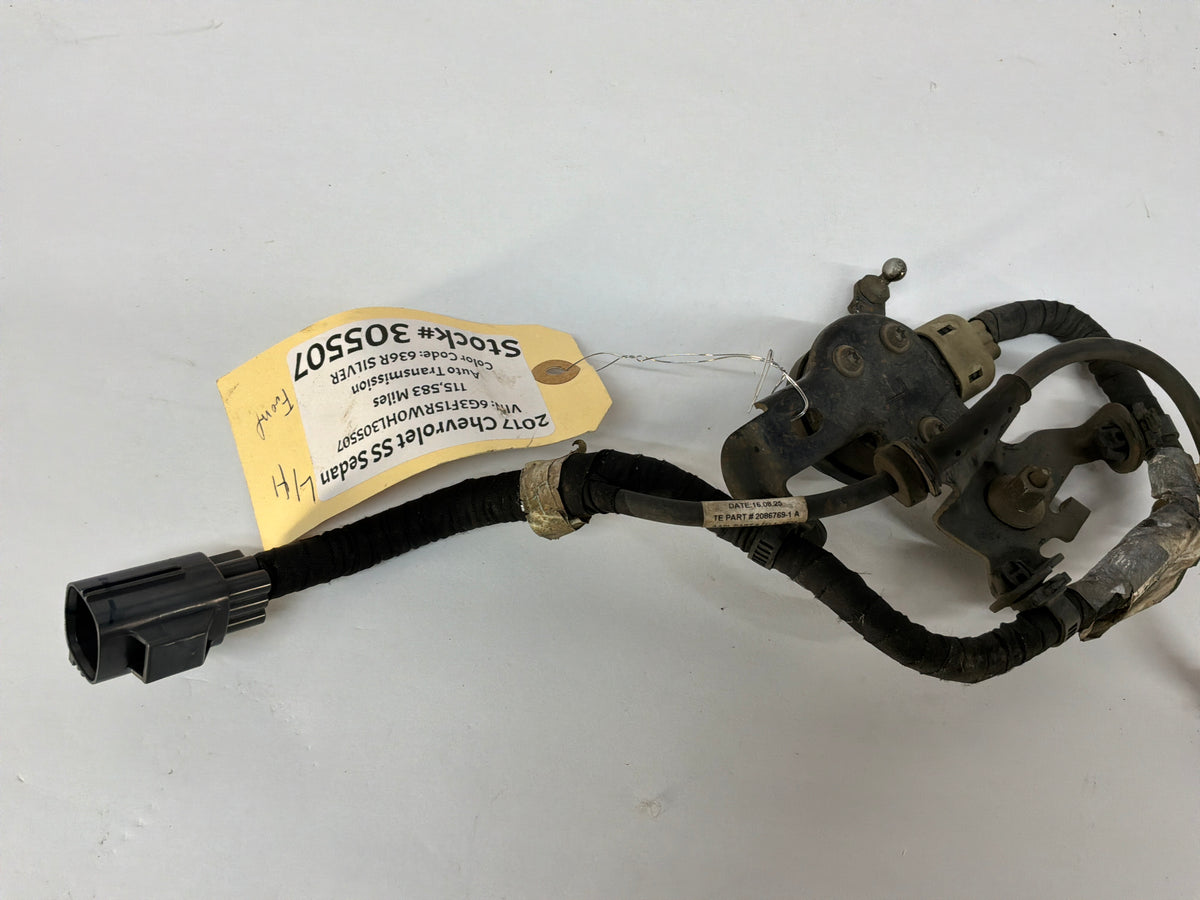 2017 Chevy SS Sedan RH & LH Front Suspension Head Lamp Ride Control Height Sensors OEM