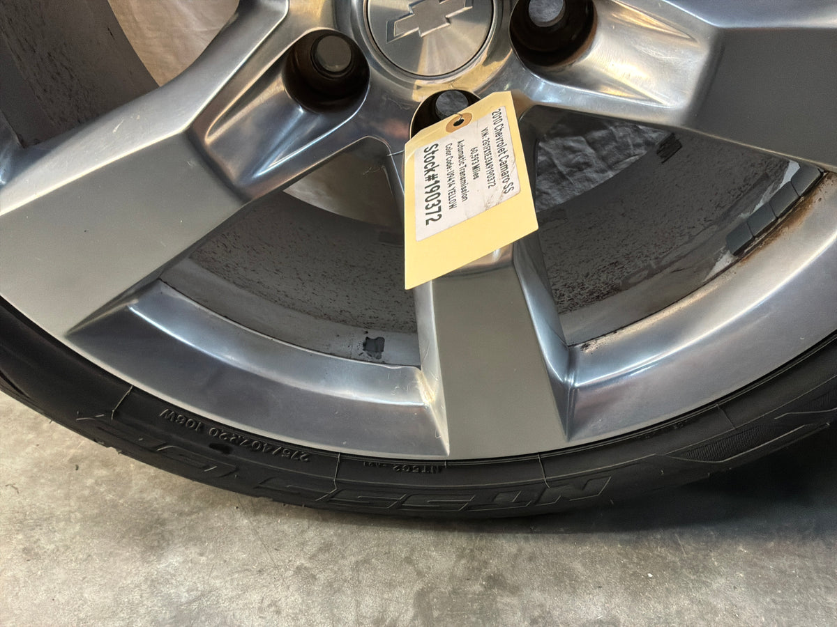 2010 Chevy Camaro SS 20x8 20x9 Factory OEM Wheels Rims with Tires