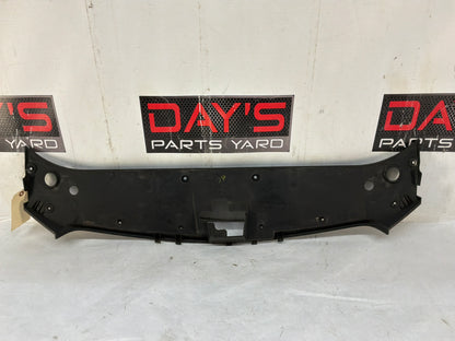 2017 Chevy SS Sedan Radiator Core Support Grille Cover Sight Shield OEM