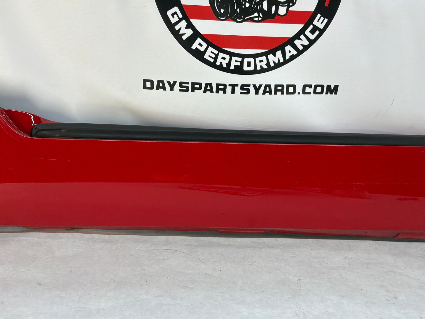 2013 Chevy Camaro 1LE RH Passenger Rocker Molding Side Skirt Panel Red OEM