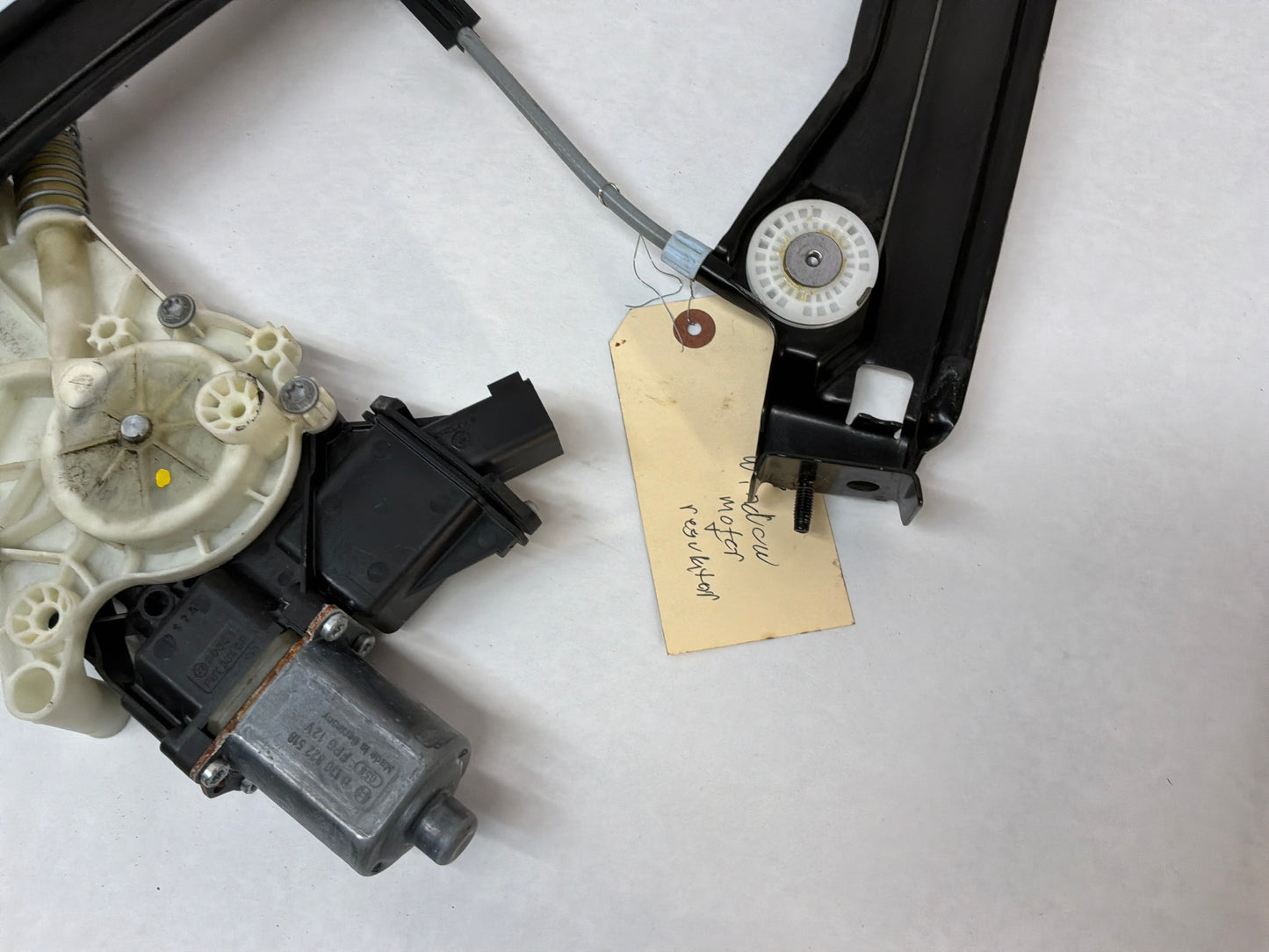 2013 Chevy Camaro 1LE LH Driver Front Window Regulator Motor OEM