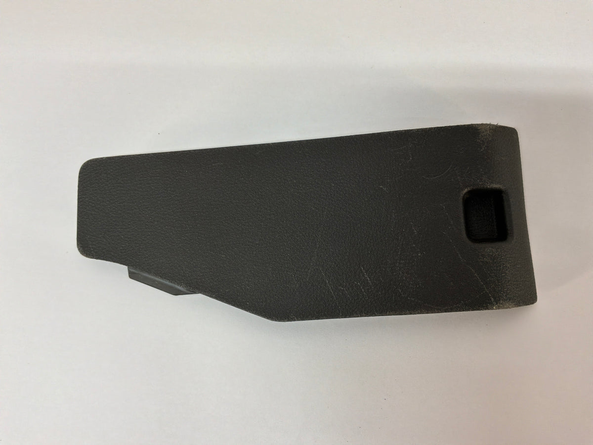 2011 Chevy Caprice PPV Interior Kick Panel Fuse Box Cover Panel Door Trim OEM