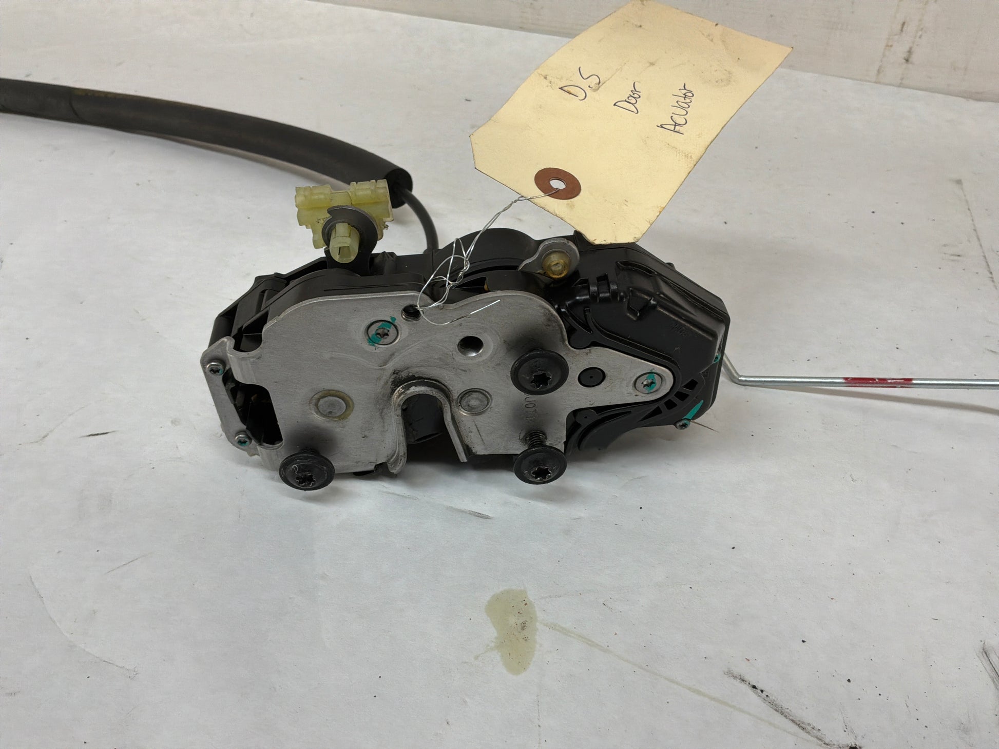 Lh front actuator - Day's Parts Yard
