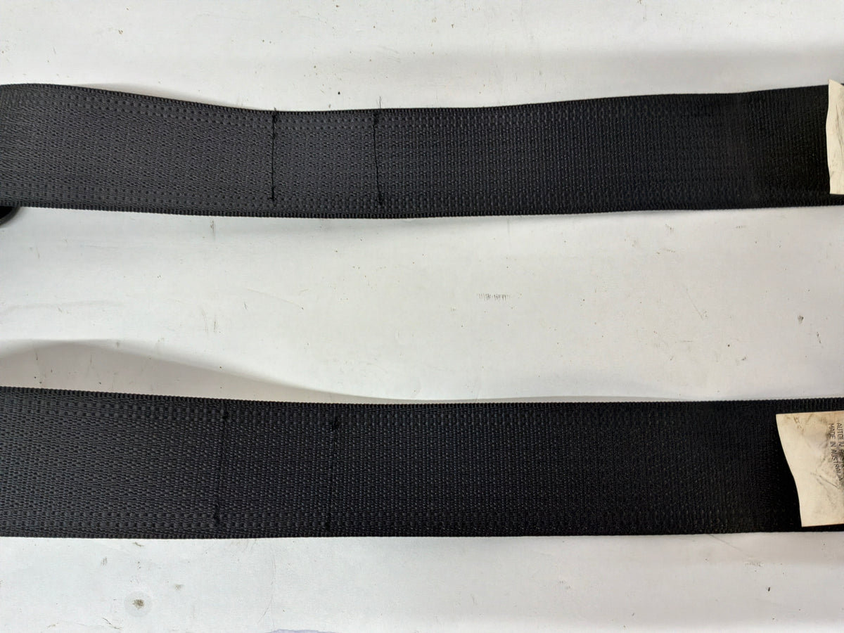 2006 Pontiac GTO Rear RH & LH Seat Belt Seatbelt Retractor OEM