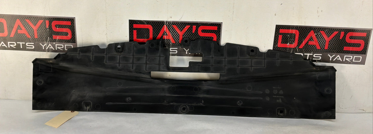 2002 Cadillac Escalade EXT Radiator Cover Shield OEM