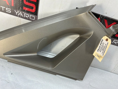 2002 Cadillac Escalade EXT LH Driver Rear Inner Upper Triangle Sail OEM