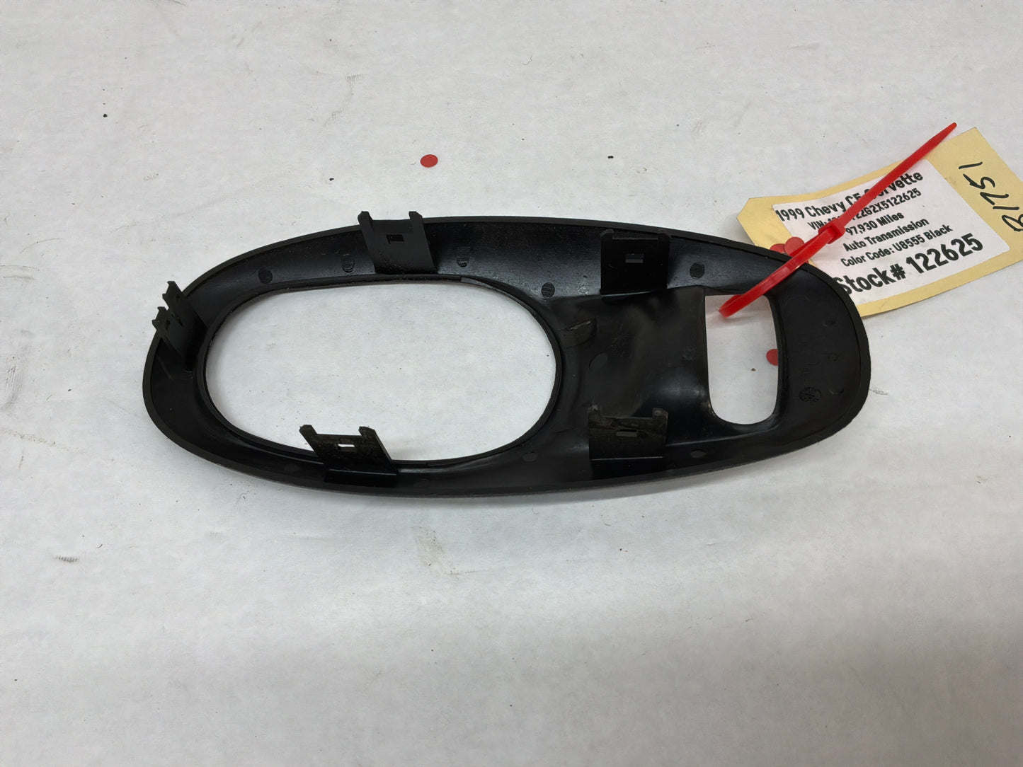 1999 Chevy C5 Corvette RH Passenger Interior Door Handle Trim OEM