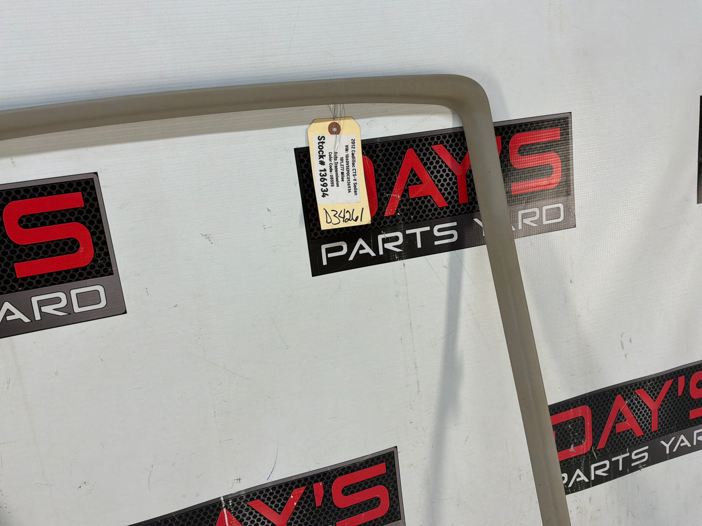 Sun roof trim - Day's Parts Yard