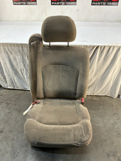 Front seats - Day's Parts Yard