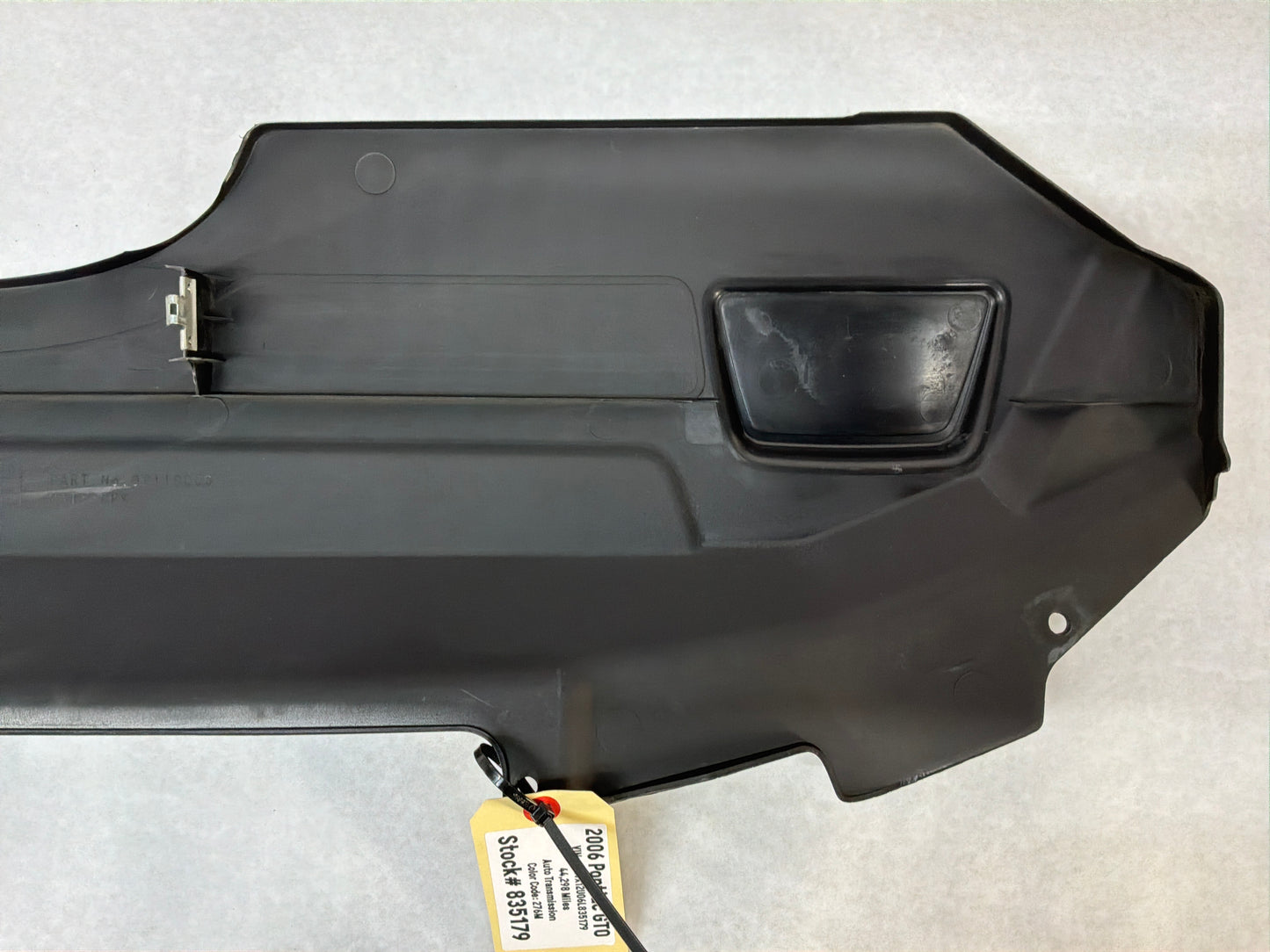 2006 Pontiac GTO Upper Radiator Core Support Air Baffle Cover OEM