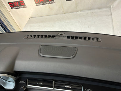 Dash w  enter console and Shifter - Day's Parts Yard