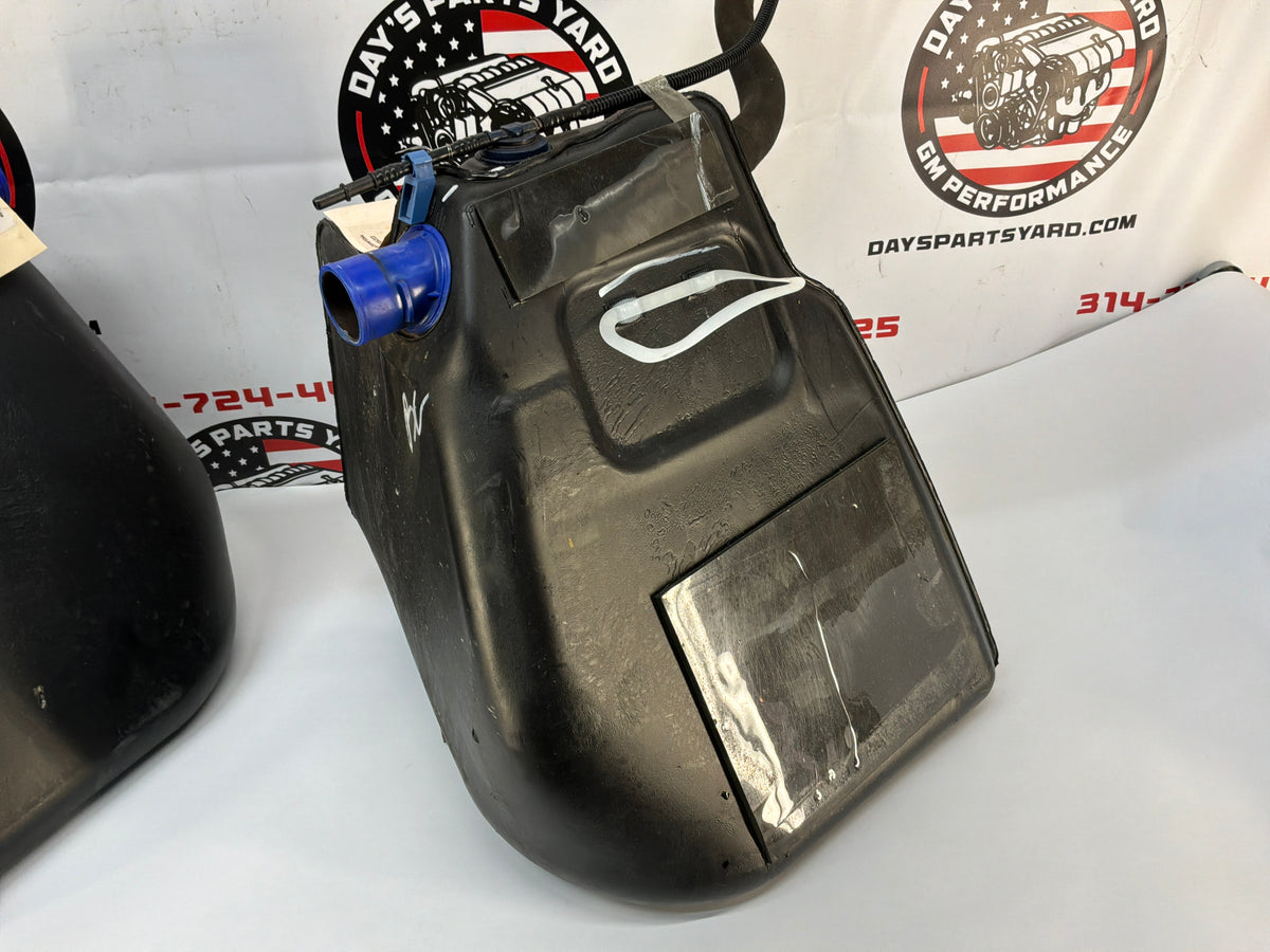 2002 Chevy C5 Corvette Convertible Fuel Gas Saddle Tanks OEM