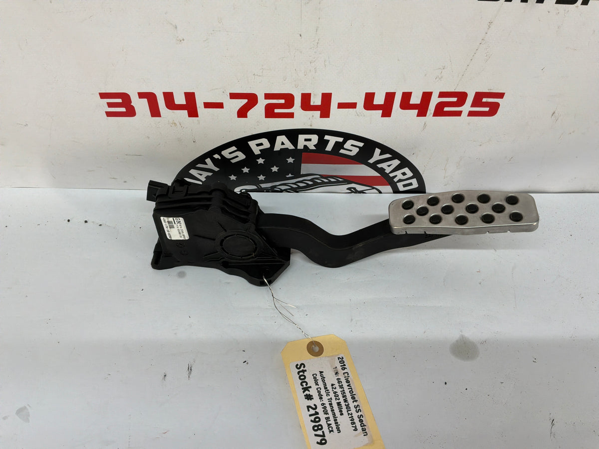 2016 Chevy SS Sedan Fuel Gas Accelerator Pedal OEM