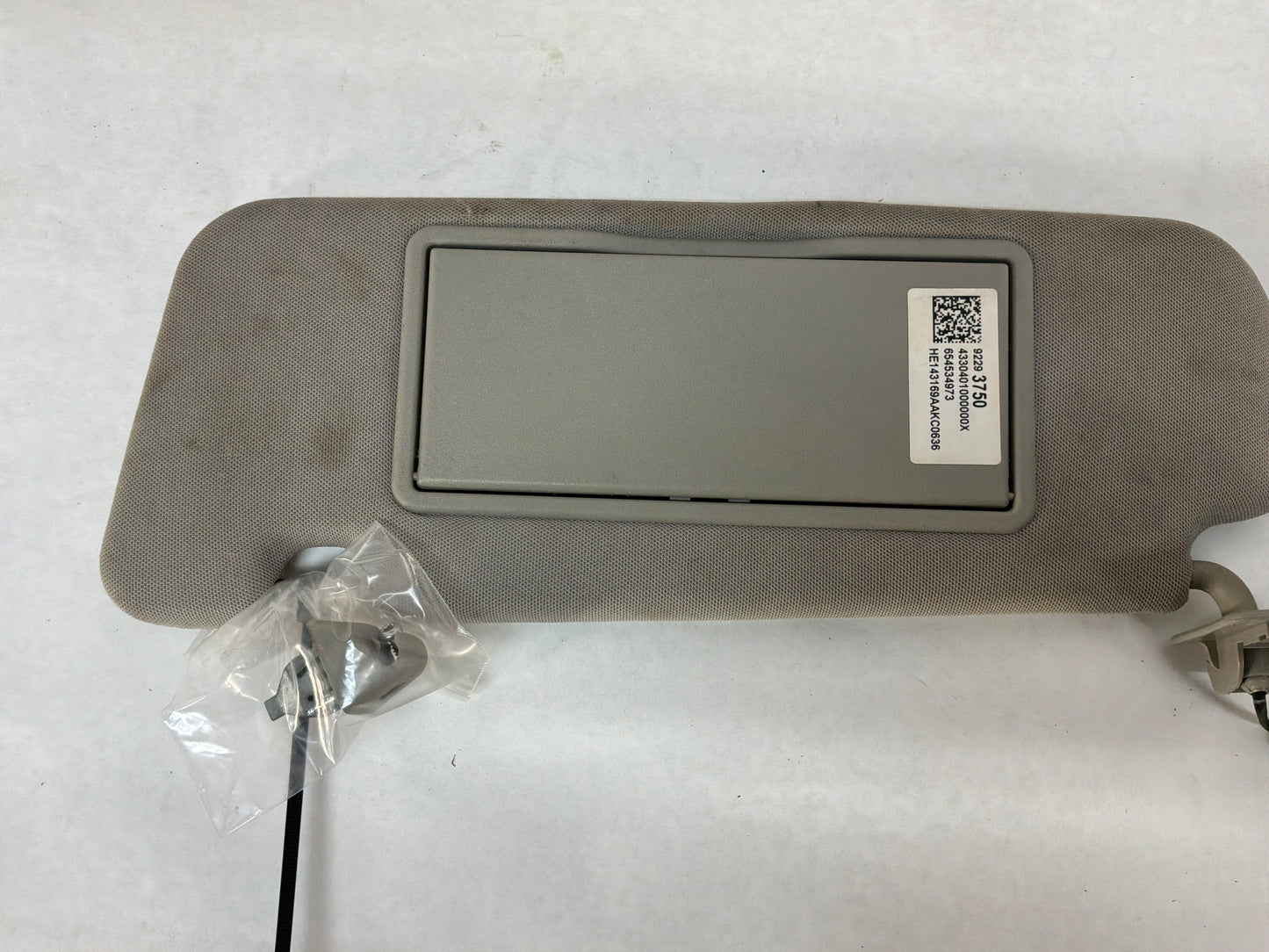 2015 Chevy SS Sedan RH & LH Sun Visor Sunvisor Shade OEM