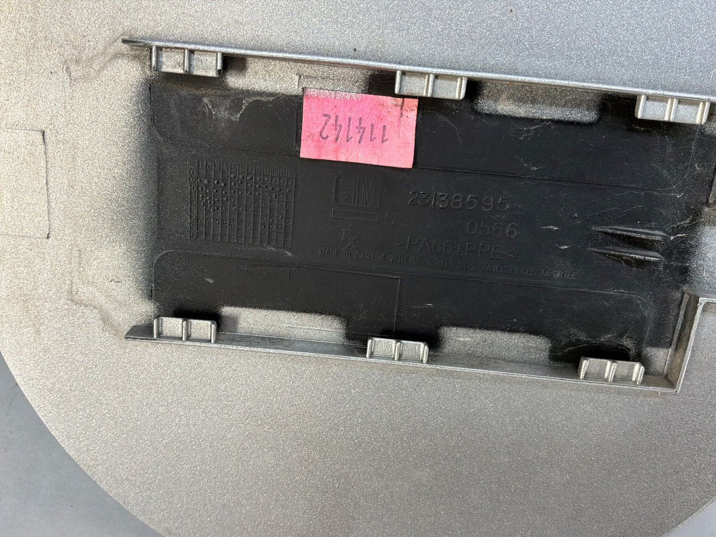 2015 Chevrolet Camaro SS 1LE Fuel Gas Tank Filler Door Cover Black OEM