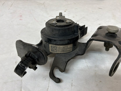 2015 Chevy SS Sedan RH & LH Rear Ride Height Suspension Sensor OEM - Day's Parts Yard