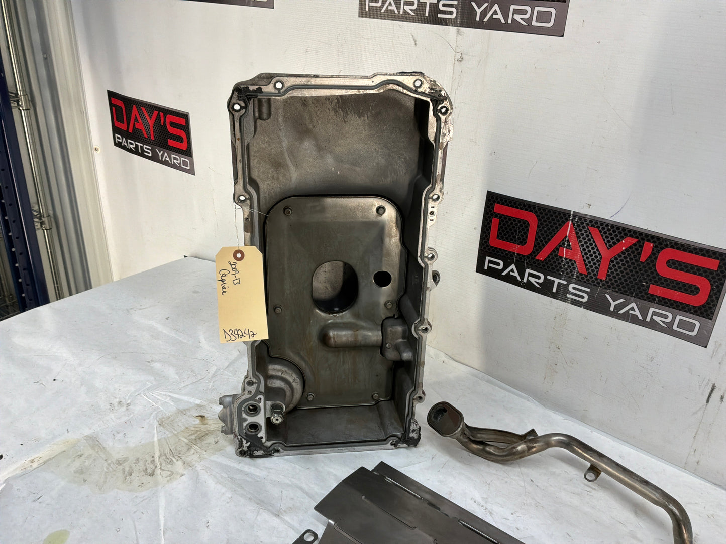 Oil pan - Day's Parts Yard