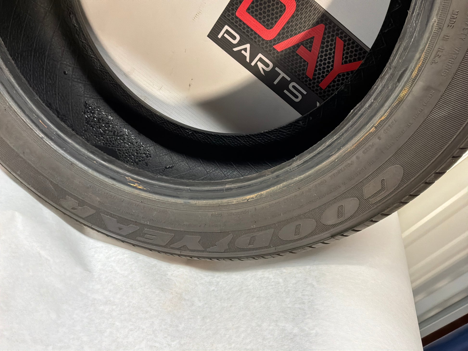 Tire set - Day's Parts Yard