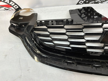 2017 Chevy SS Sedan Front Bumper Upper Grille OEM