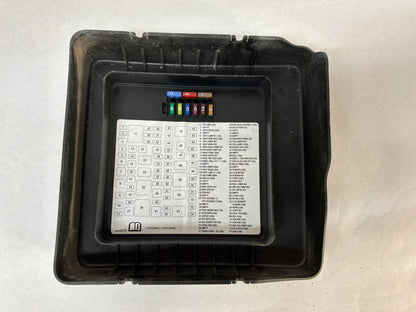 Fuse box lid - Day's Parts Yard
