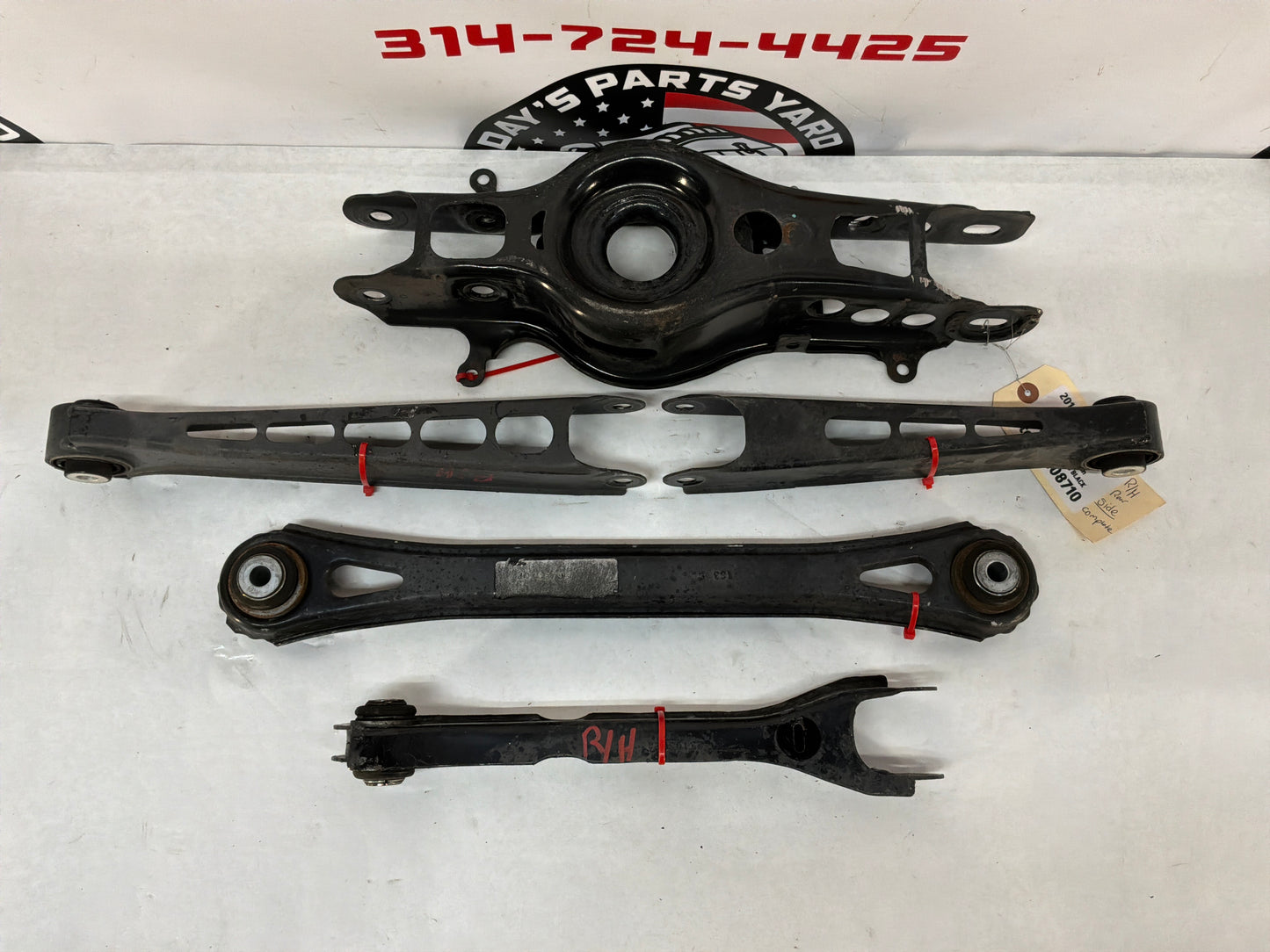 2016 Cadillac CTS-V RH Passenger Rear Suspension Control Trailing Arms Rods Links Set OEM