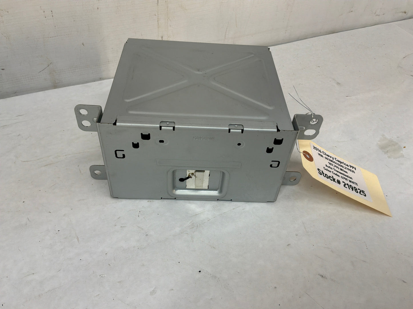 2016 Chevy Caprice PPV Navigation Display Radio CD Player Face Plate Screen Receiver OEM