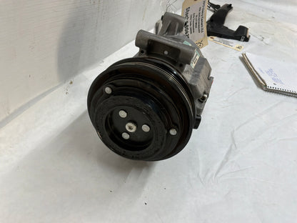 2013 Chevy Camaro ZL1 AC A/C Air Conditioner Compressor w/ Hardware OEM