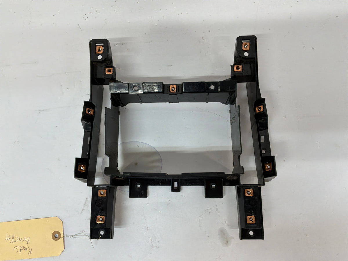 2006 Pontiac GTO Radio Mount Center Housing OEM