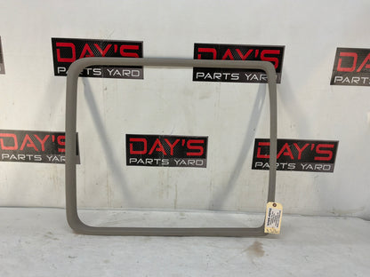 Sun roof trim - Day's Parts Yard
