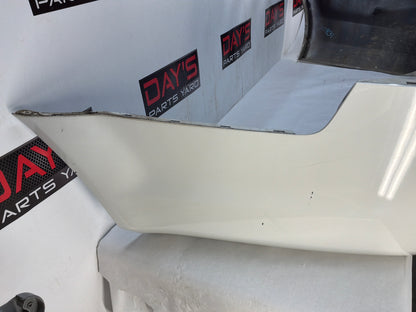 Rear bumper - Day's Parts Yard
