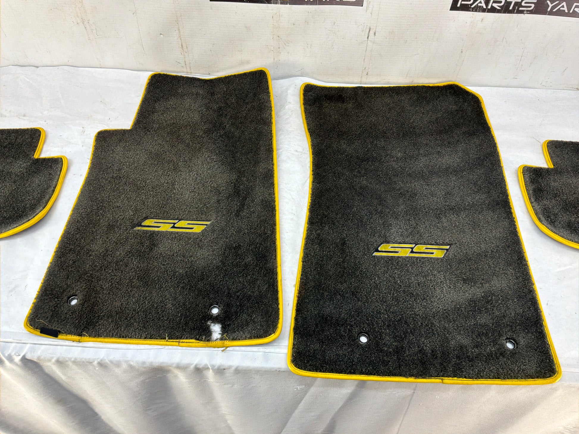 2010 Chevy Camaro SS Embordered Floor Mats Front and Rear - Day's Parts Yard