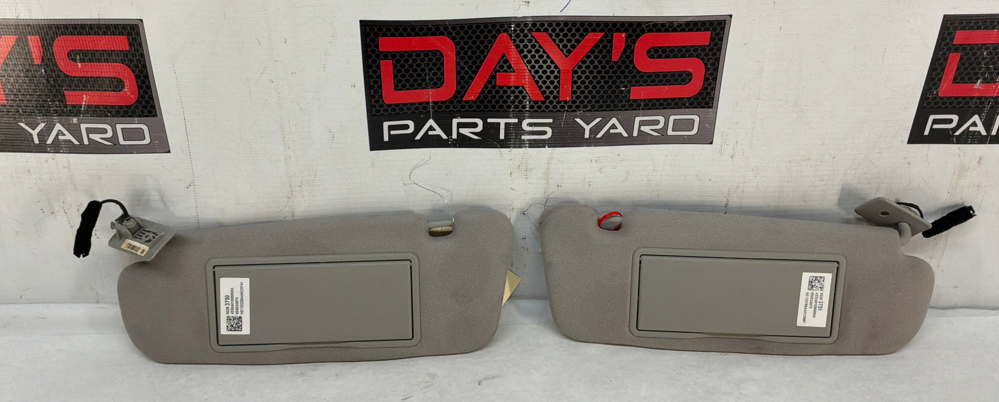 2014 Chevy SS Sedan RH & LH Sun Visor Sunvisor Shade OEM - Day's Parts Yard