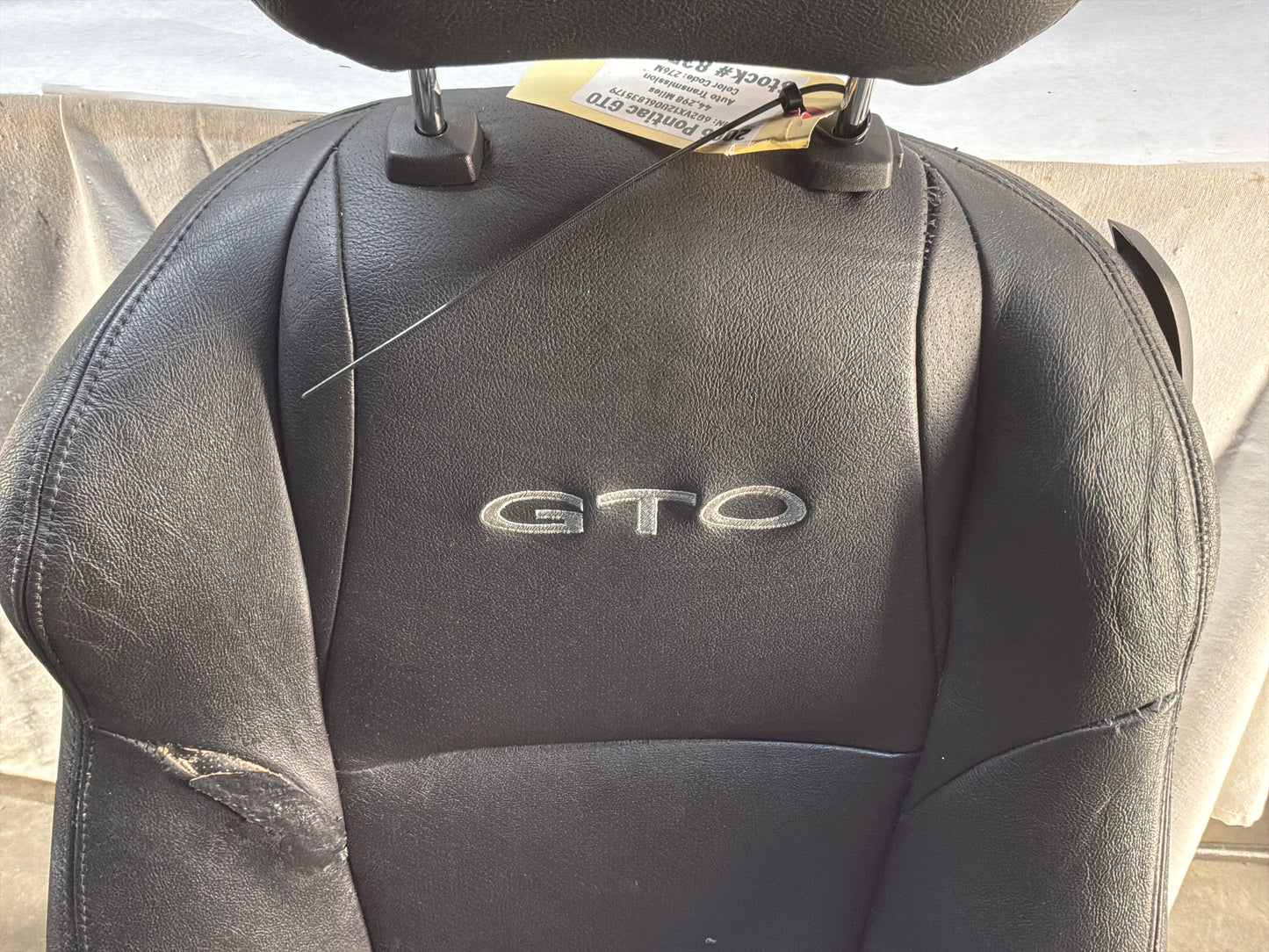 2006 Pontiac GTO Seats Fronts and Rears Black Leather OEM