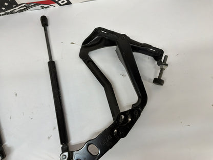 2002 Chevy C5 Corvette Corvette RH & LH Hood Hinges w/ Hood Struts OEM
