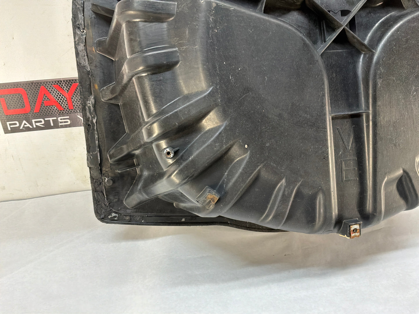 2009 Pontiac G8 GT Spare Tire Tub