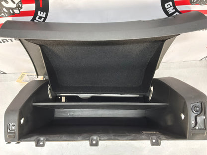 Glove box