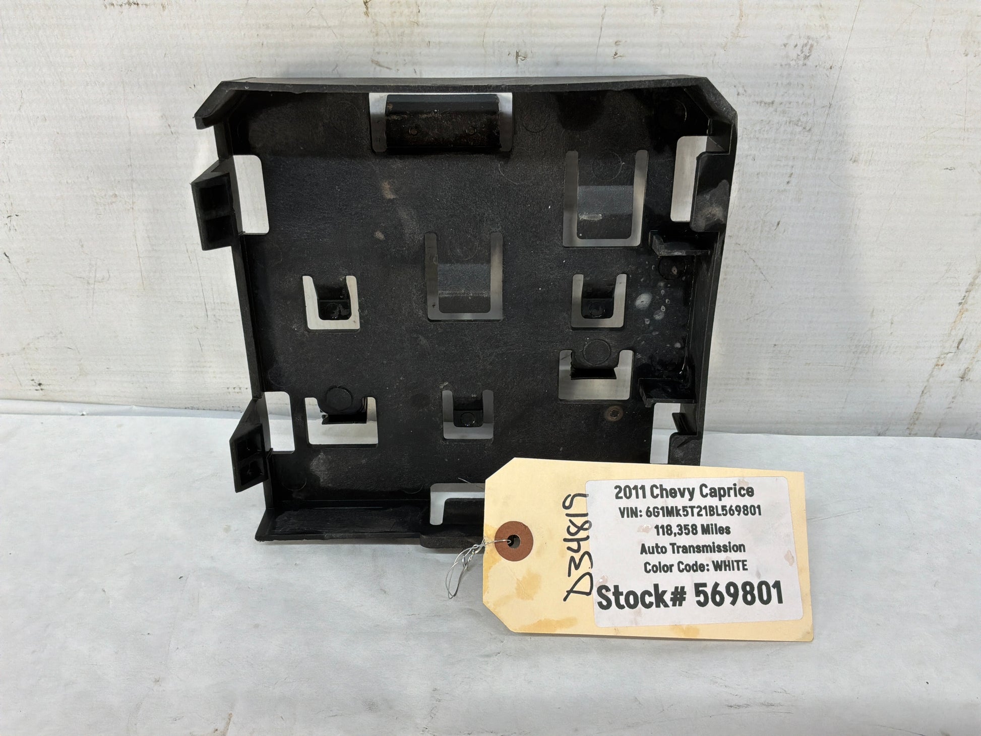 Bracket - Day's Parts Yard