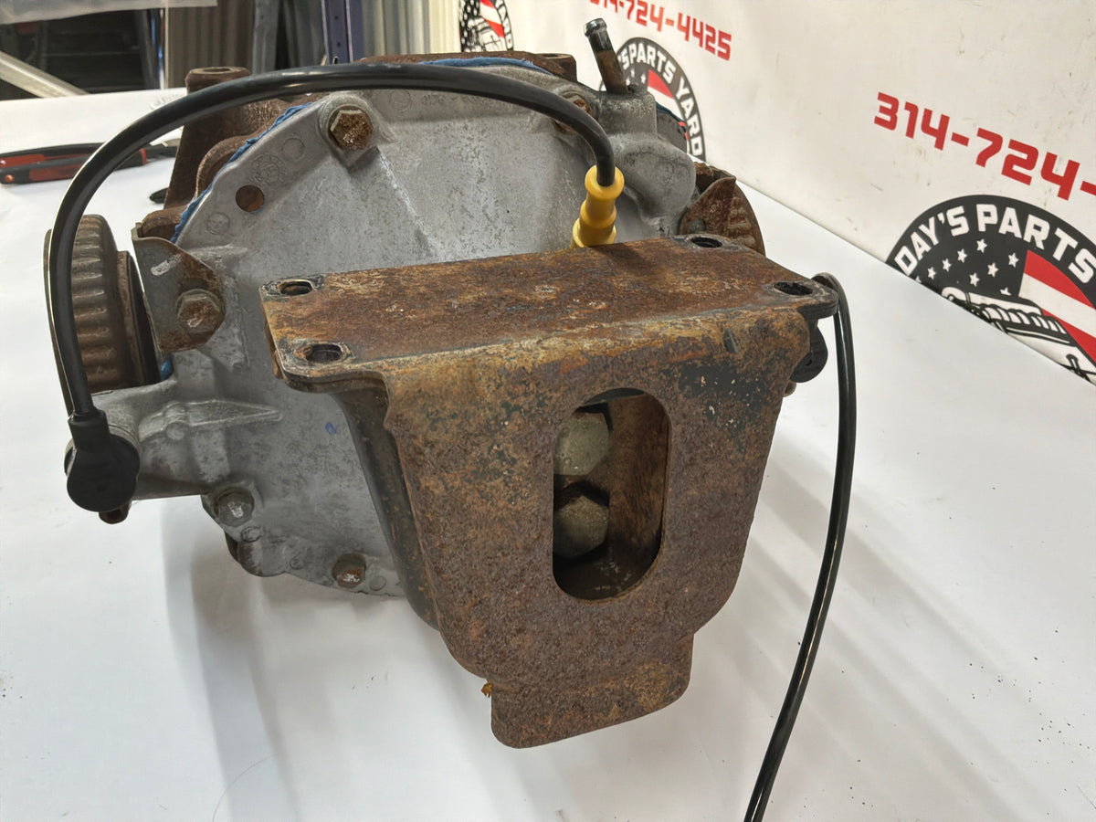 2006 Pontiac GTO Rear End Rearend Carrier Axle Differential 3.46 LSD OEM