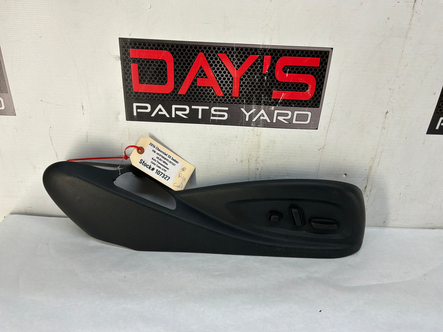 2015 Chevy SS Sedan RH Passenger Seat Adjustment Control Switch Outer Finish Cover Panel OEM - Day's Parts Yard