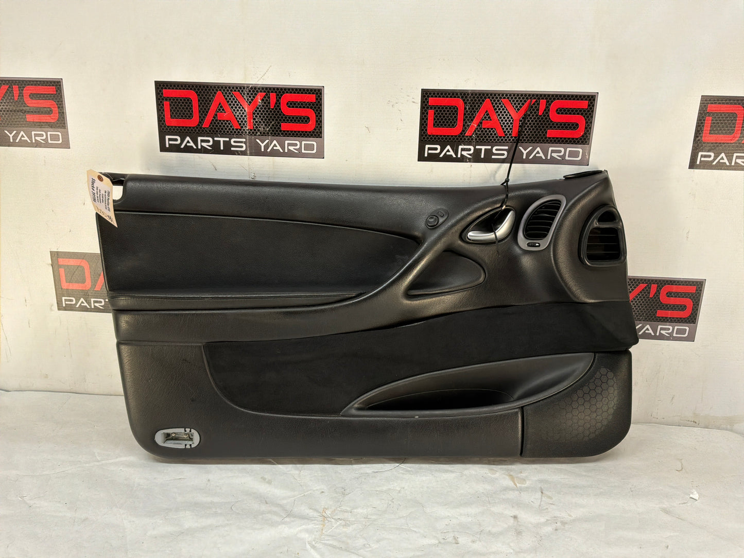 Lh front door panel - Day's Parts Yard