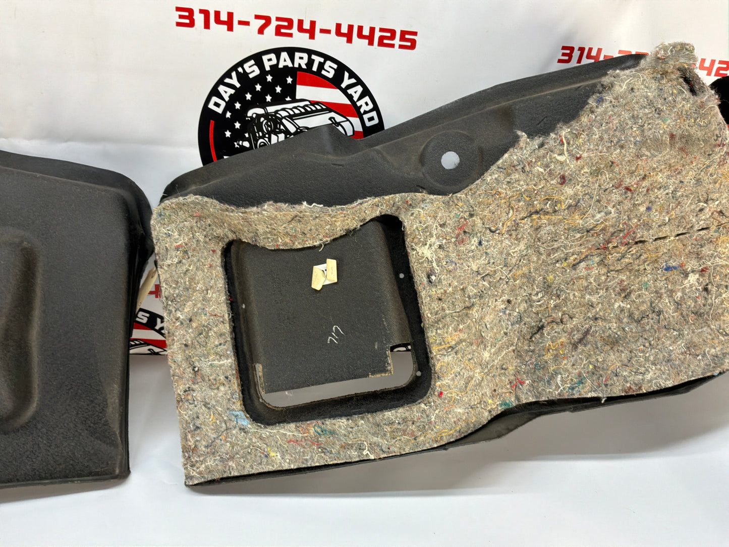 2006 Cadillac CTS-V RH & LH Interior Quarter Trunk Carpet Felt Liner Trim